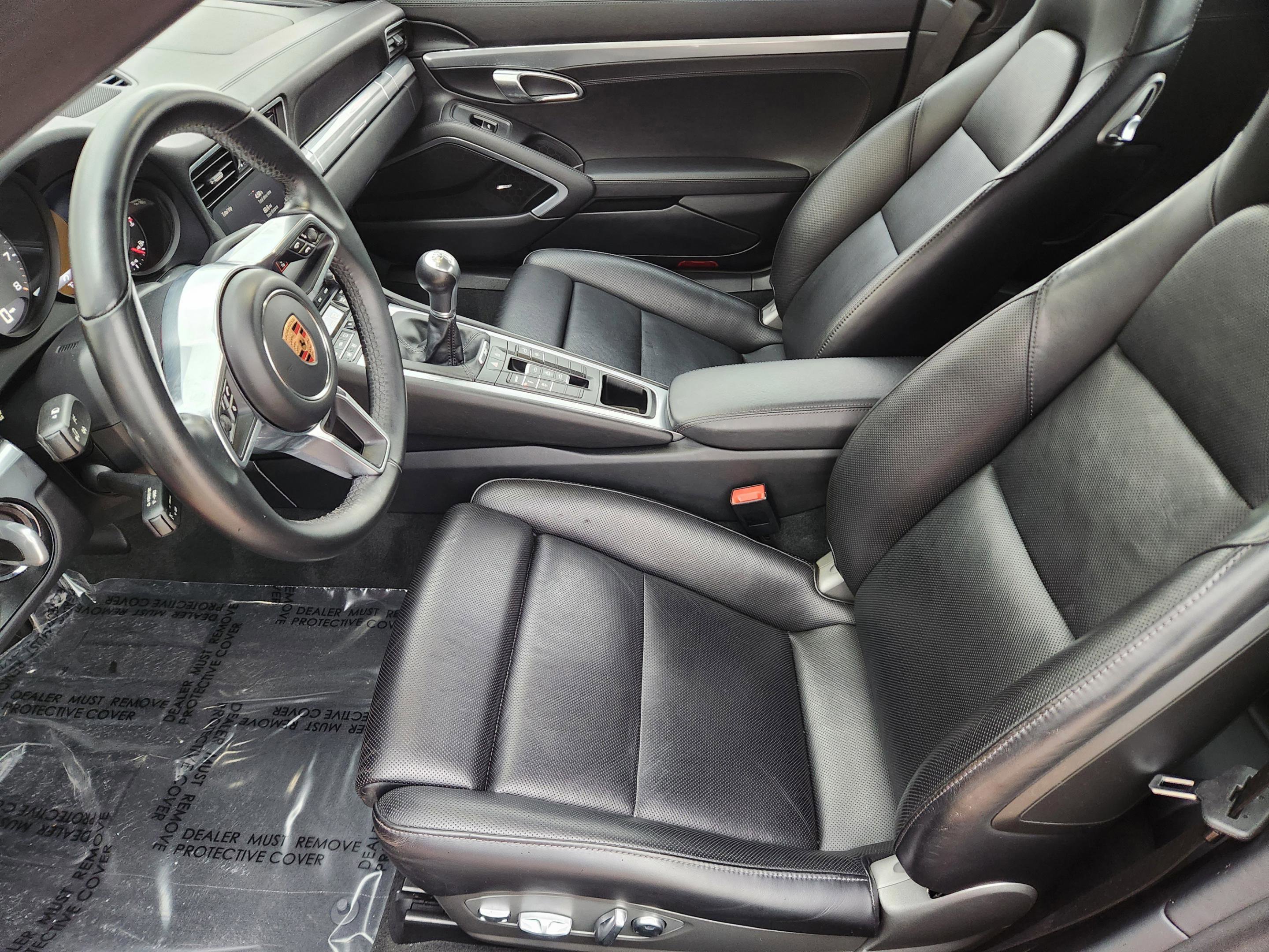 Used 2019 Porsche 911 Carrera 4S AWD/4WD image 12