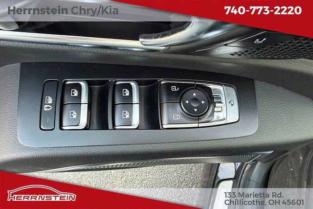 Used 2022 Kia Telluride SX w/ SX Prestige Package image 14
