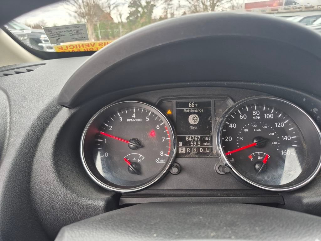 Used 2015 Nissan Rogue S image 16