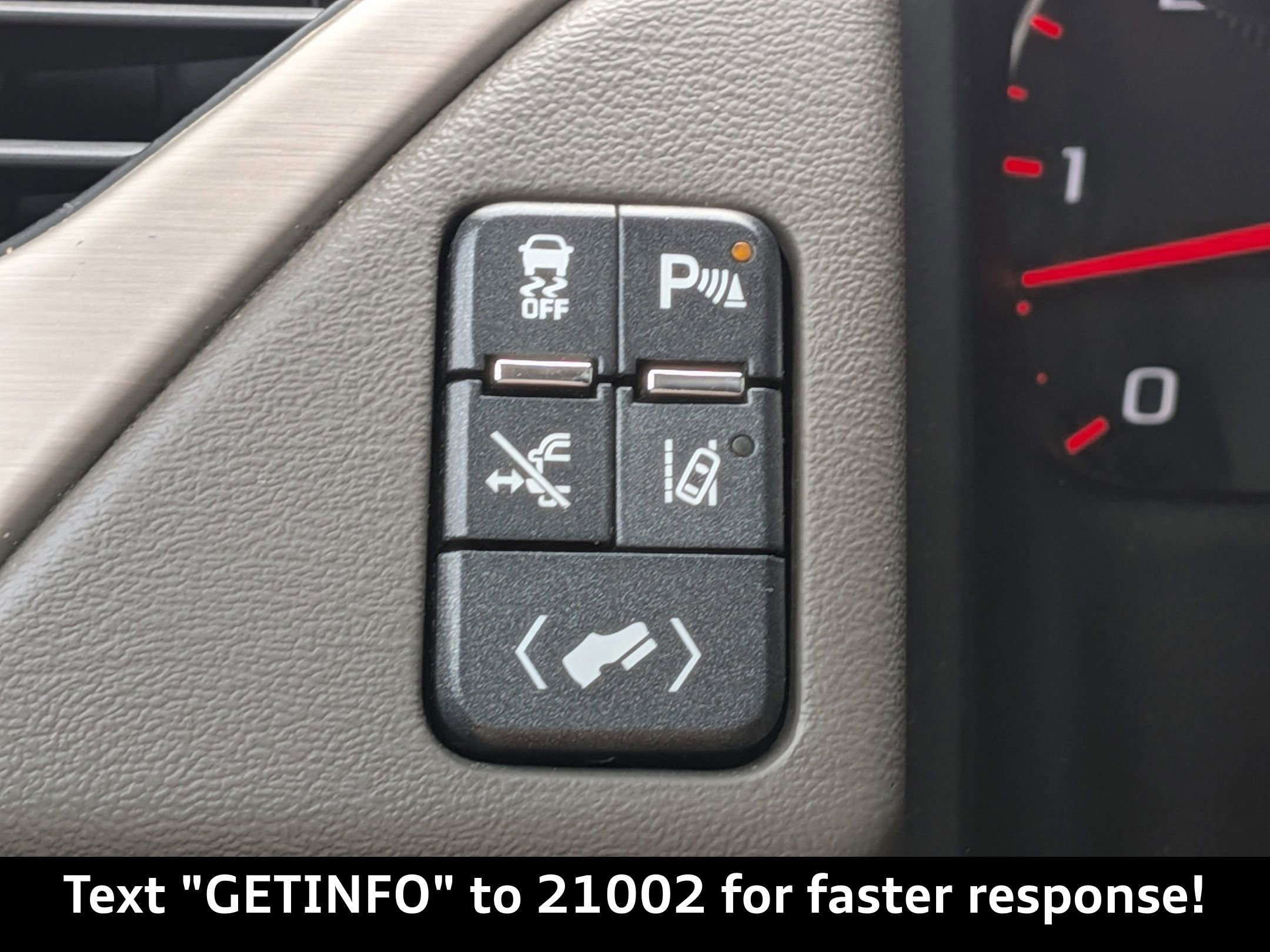 Used 2015 GMC Yukon Denali w/ Premium Package image 32