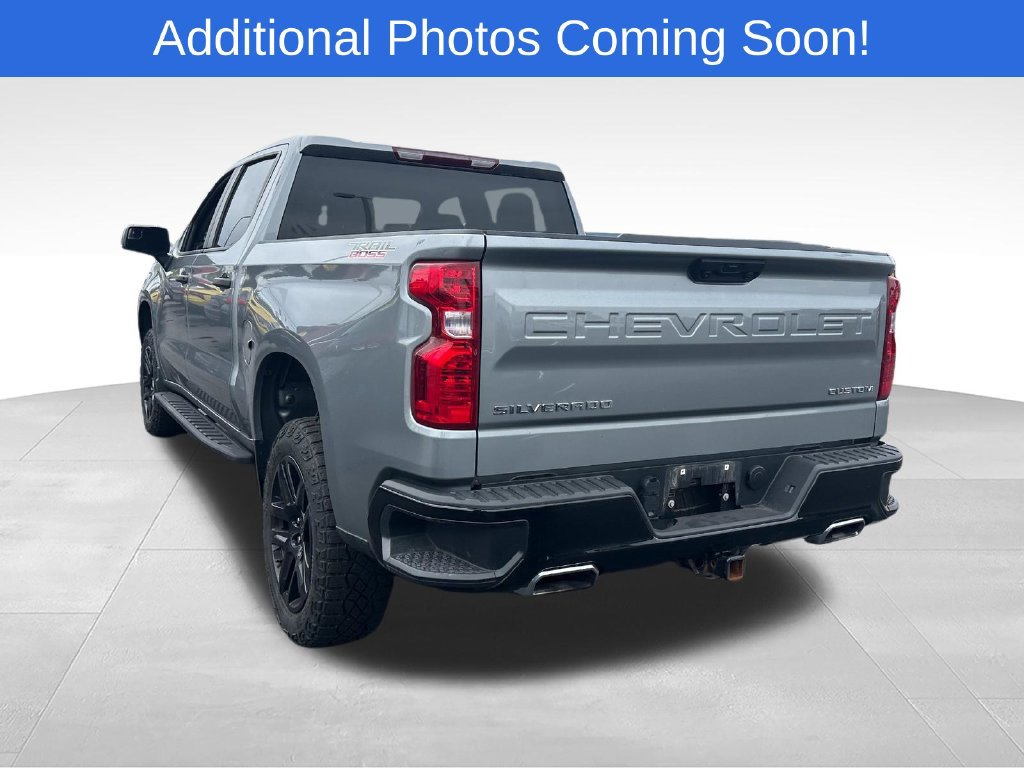 Used 2023 Chevrolet Silverado 1500 Custom Trail Boss AWD/4WD image 4