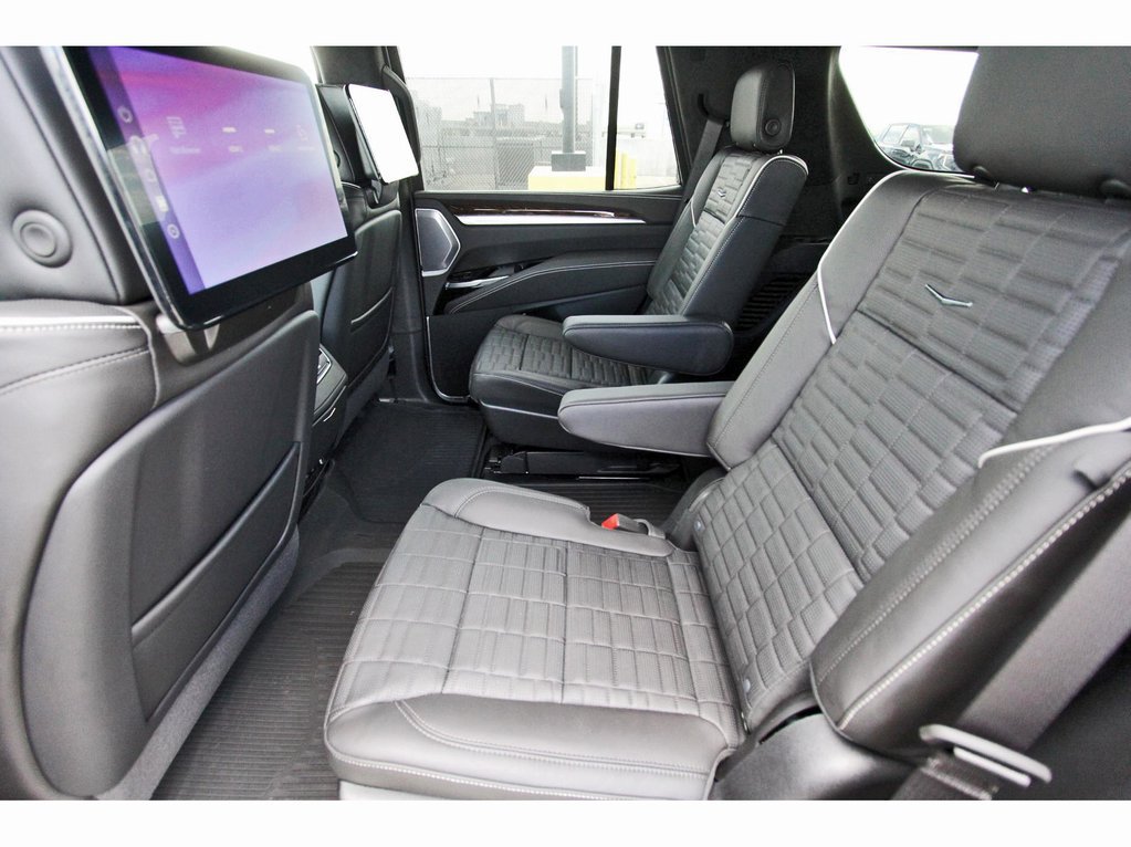 New 2026 Cadillac Escalade Platinum Sport w/ LPO, ONYX Package AWD/4WD image 7