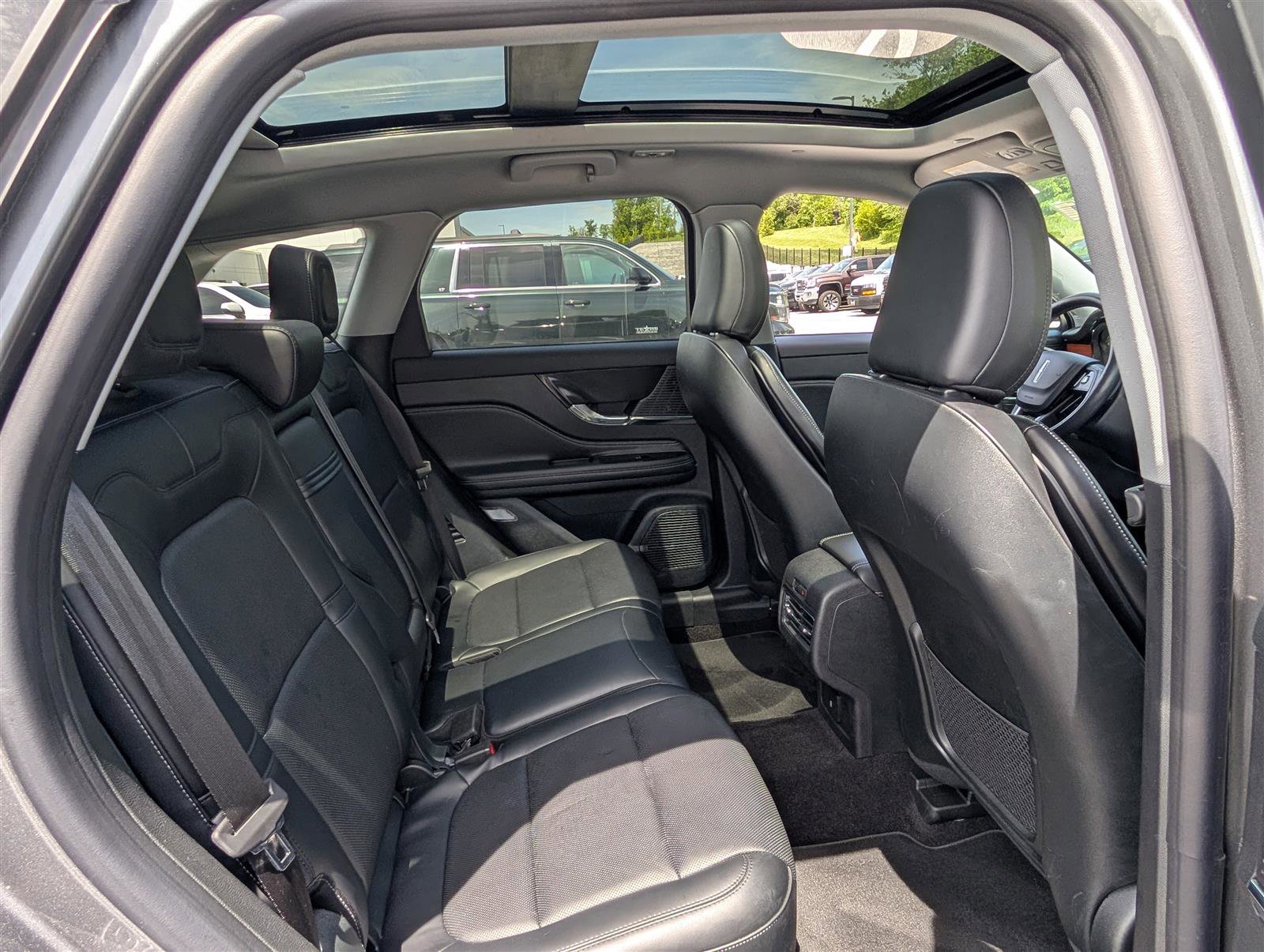 Used 2022 Lincoln Corsair Reserve w/ Elements Package image 12