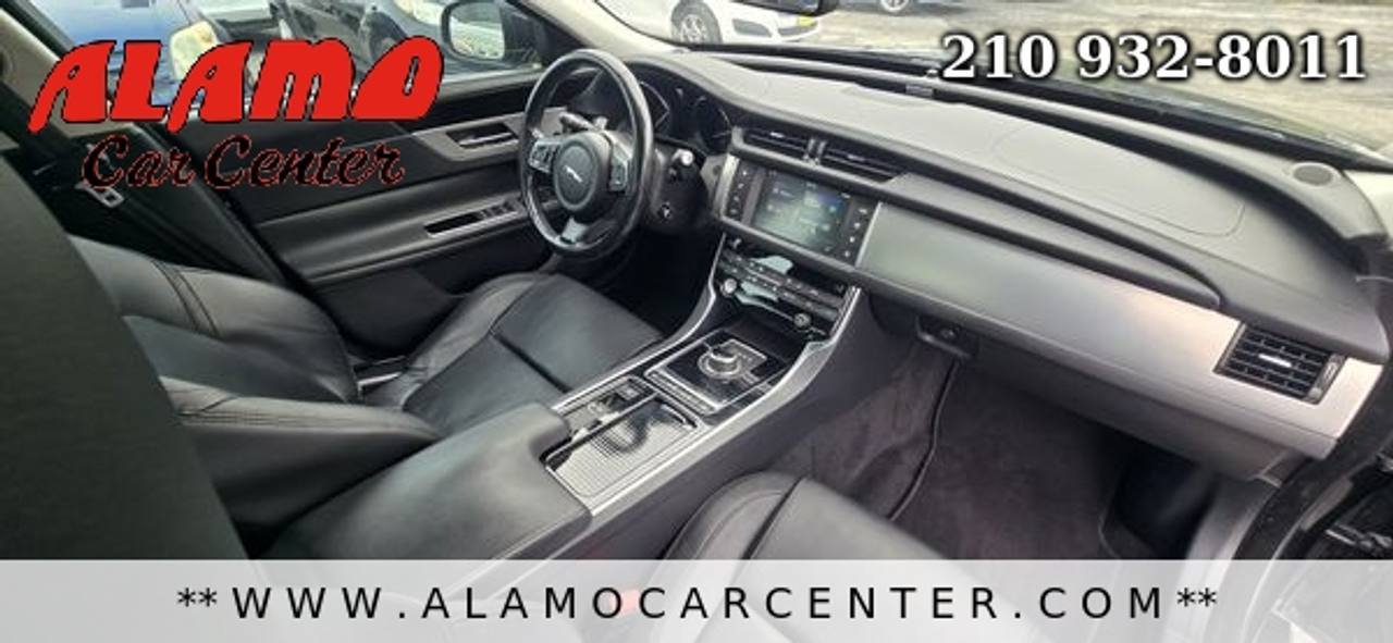 Used 2017 Jaguar XF Premium RWD image 13