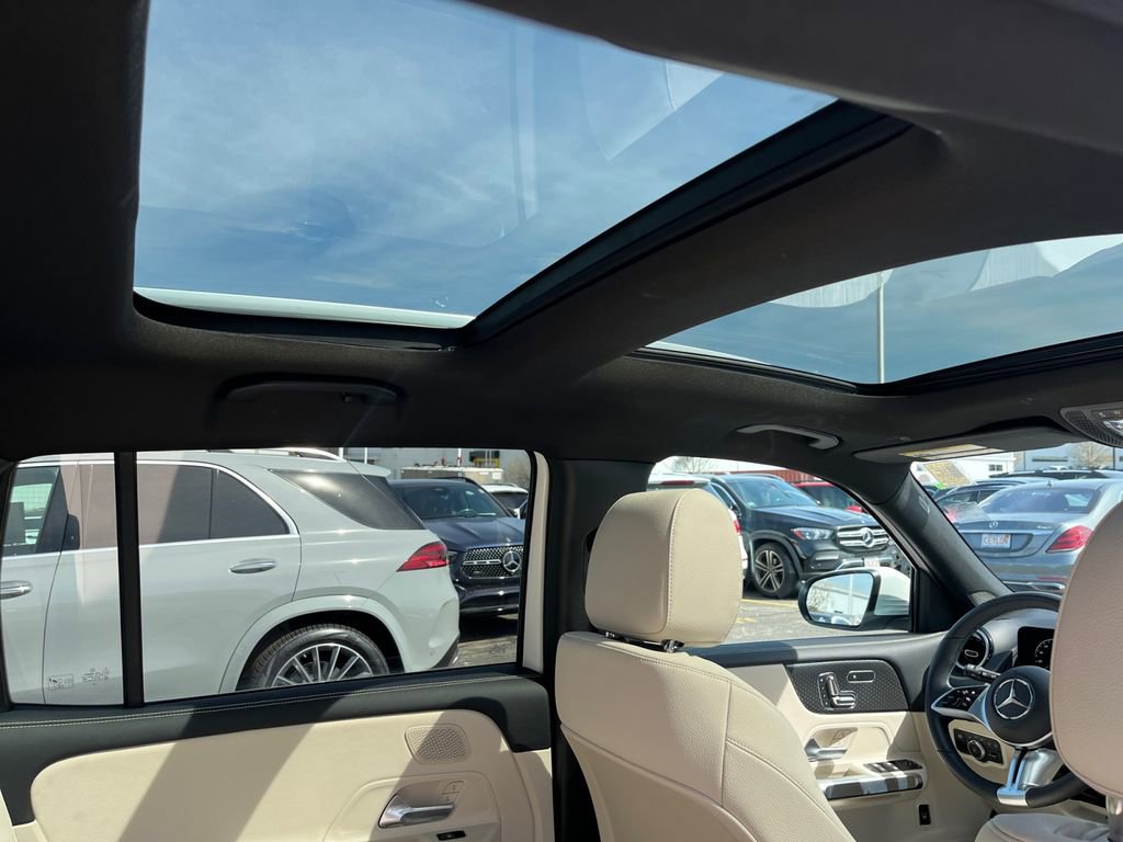 Certified 2026 Mercedes-Benz GLB 250 4MATIC image 18