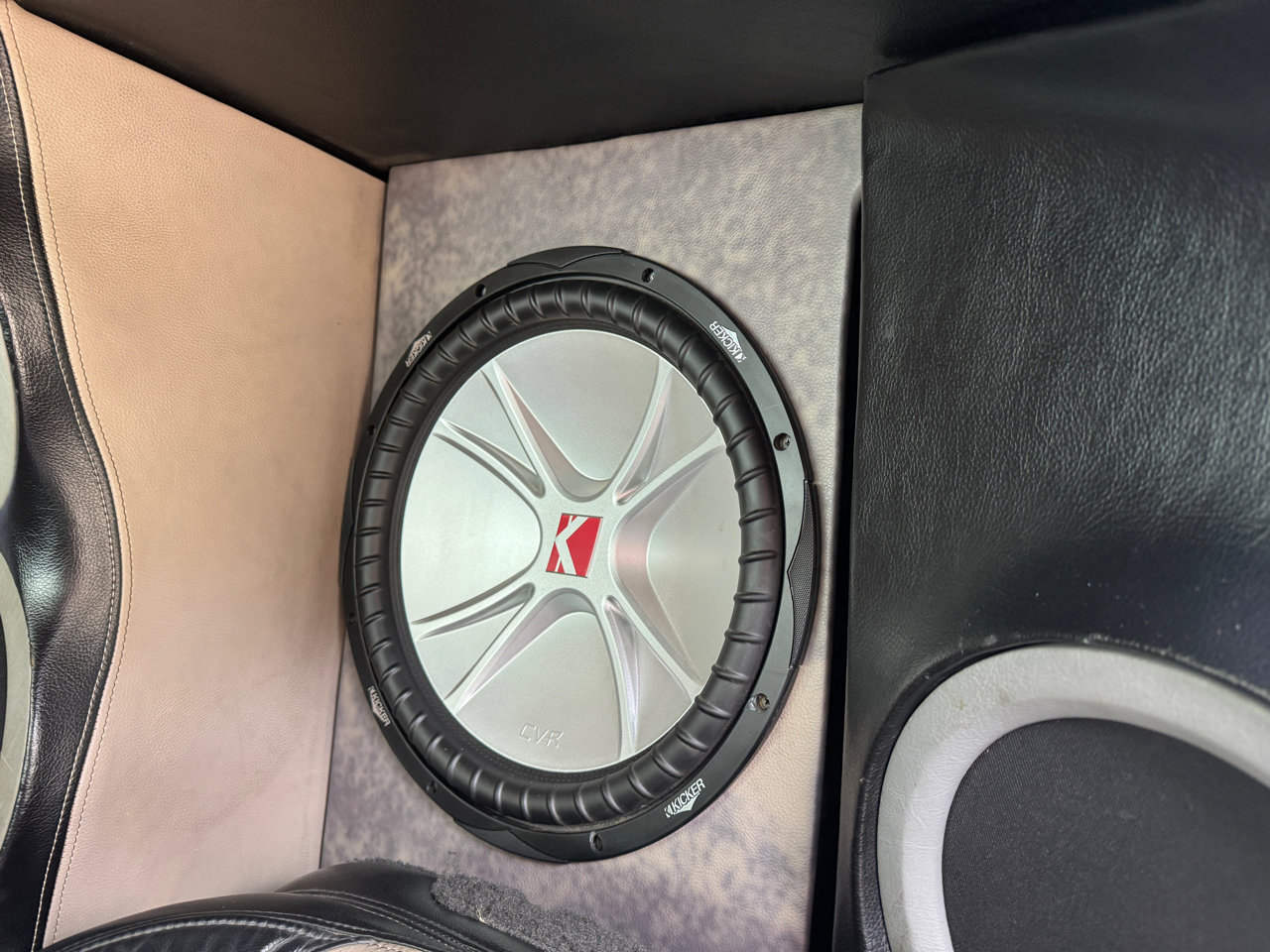 Used 2003 HUMMER H2 w/ Preferred Equipment Group image 22