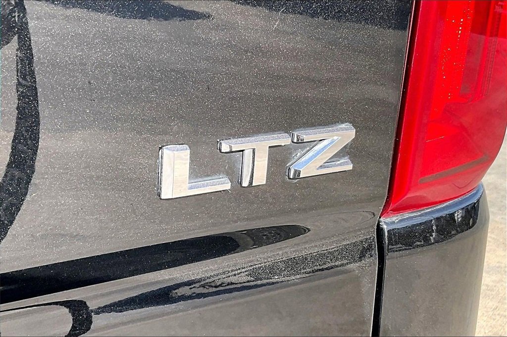 Used 2019 Chevrolet Silverado 1500 LTZ w/ LTZ Plus Package image 9