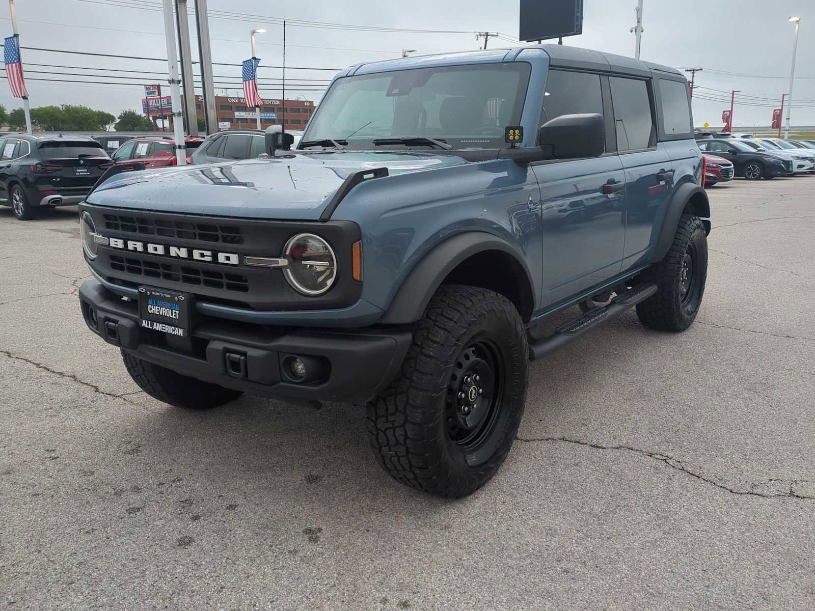 Used 2023 Ford Bronco Black Diamond image 4