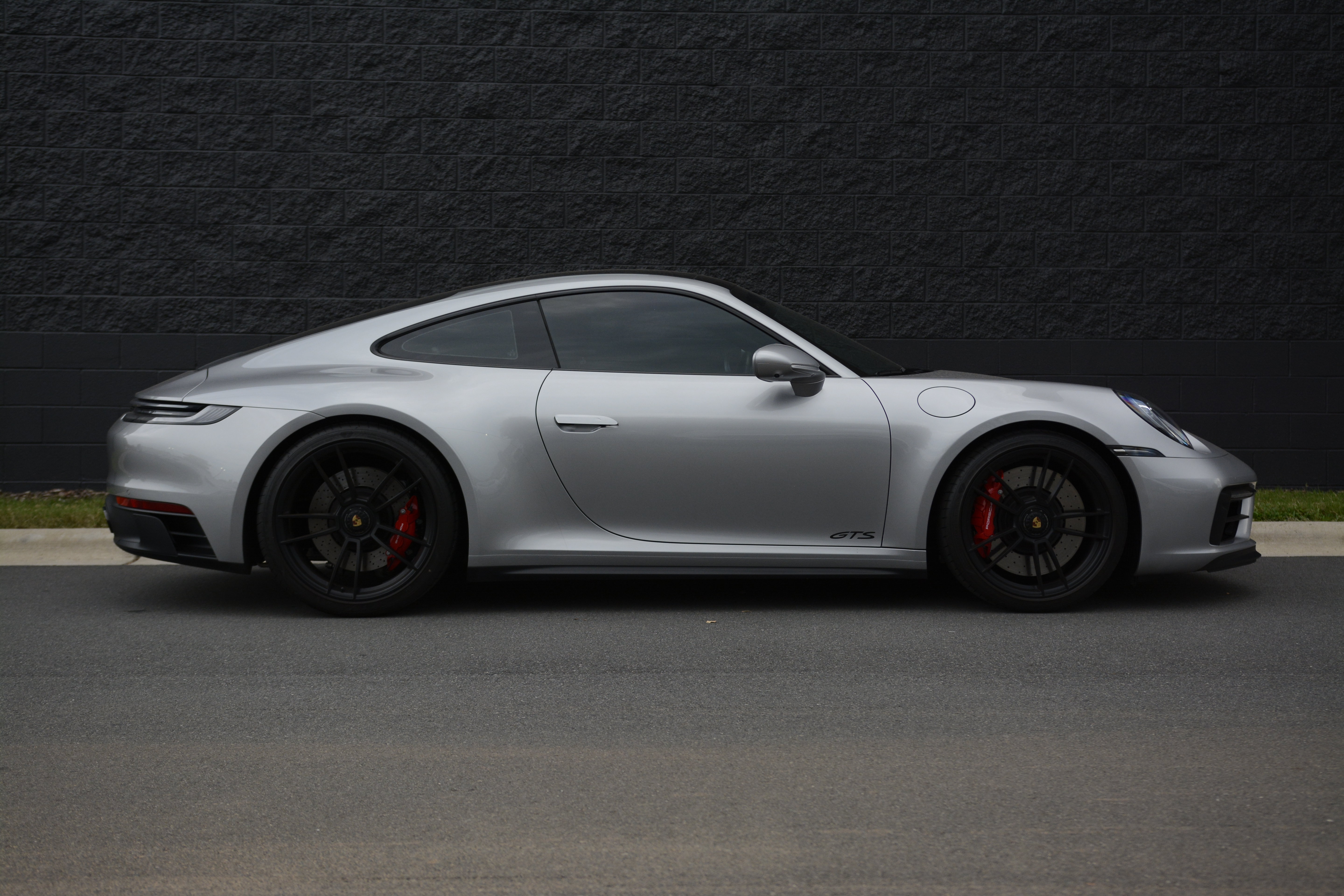 Certified 2023 Porsche 911 Carrera GTS RWD image 8