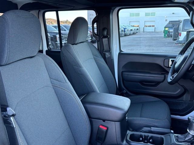 New 2026 Jeep Gladiator Sport AWD/4WD image 26