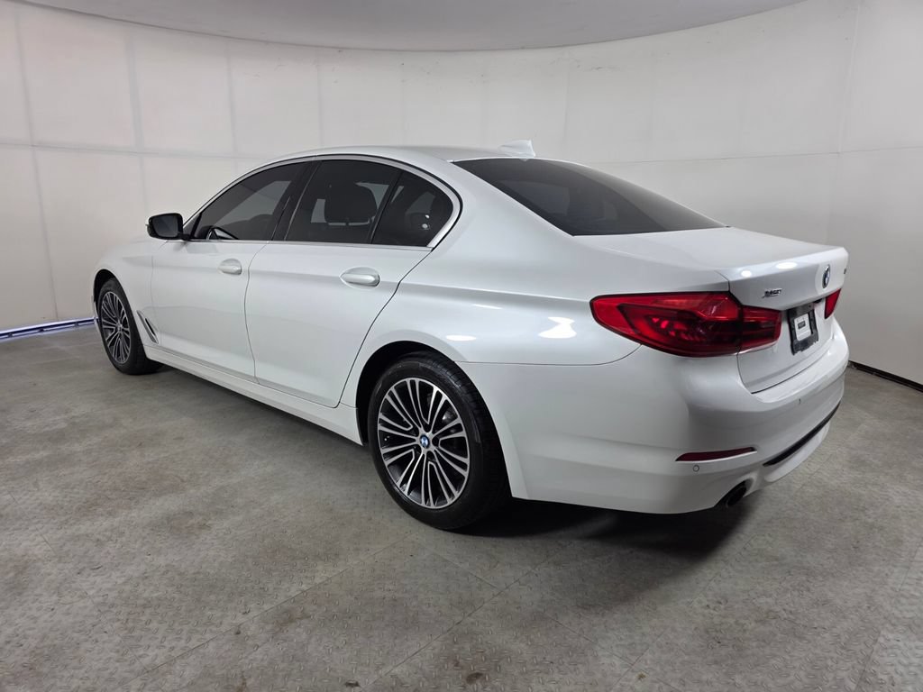 Used 2020 BMW 530i xDrive w/ Premium Package AWD/4WD image 6