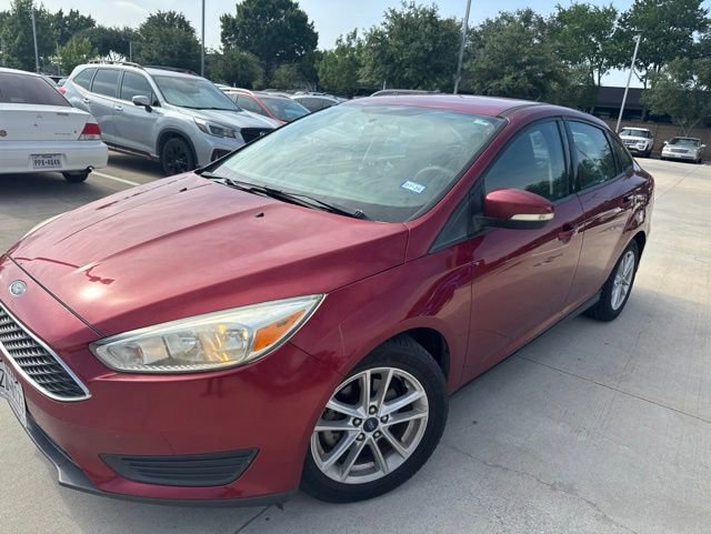 Used 2017 Ford Focus SE FWD image 6