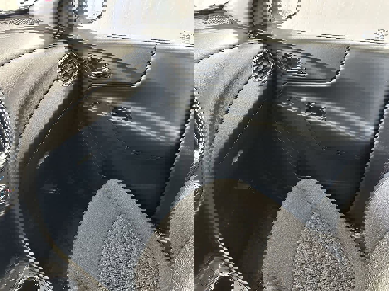 Used 2023 Chevrolet Equinox LT w/ LPO, Floor Liner Package image 25