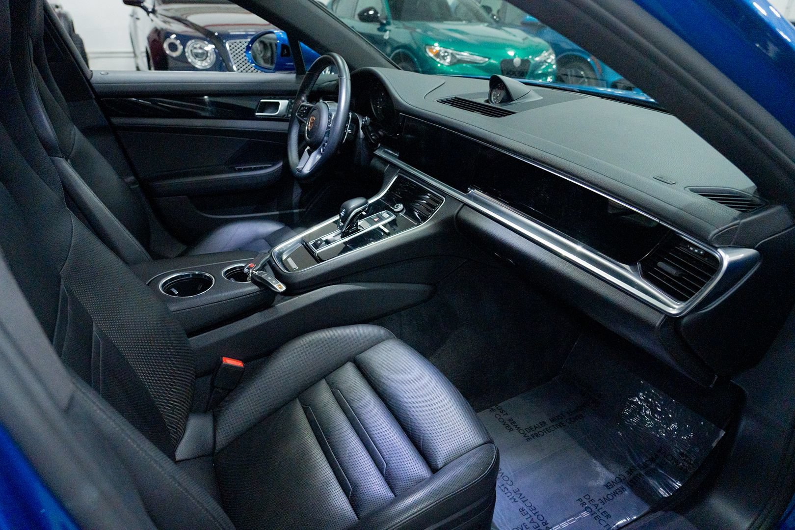 Used 2017 Porsche Panamera 4S AWD/4WD image 34