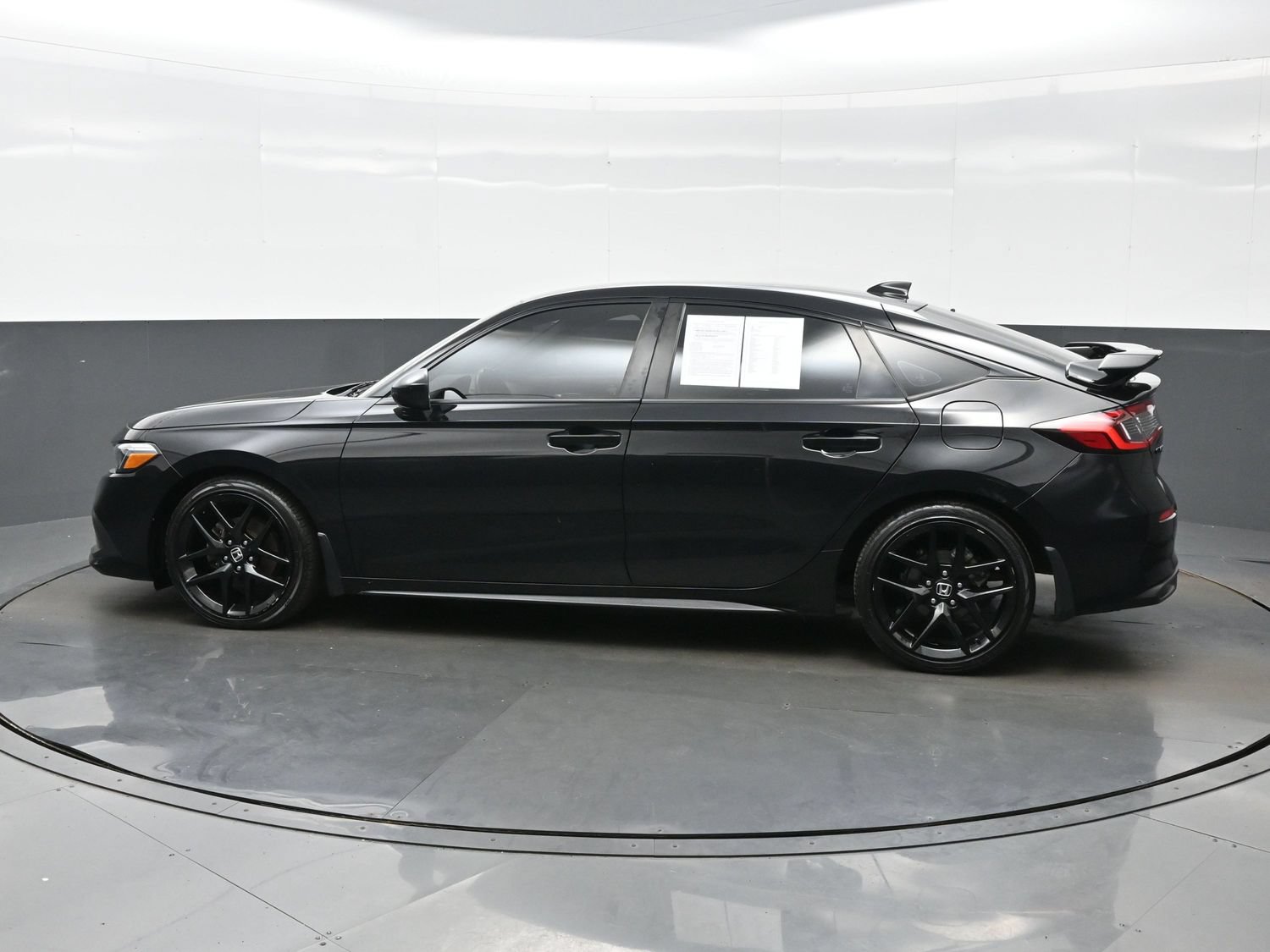 Used 2024 Honda Civic Sport image 4