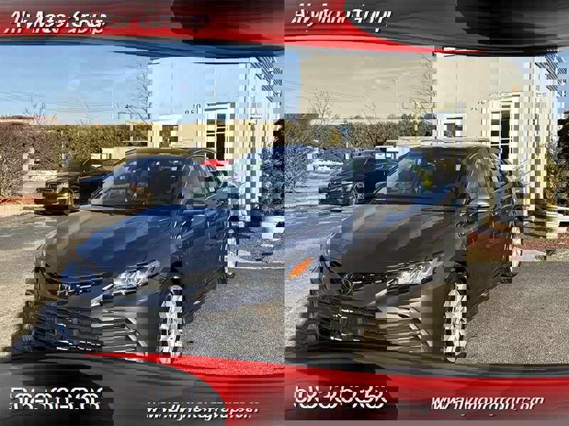 Used 2022 Toyota Camry LE image 1