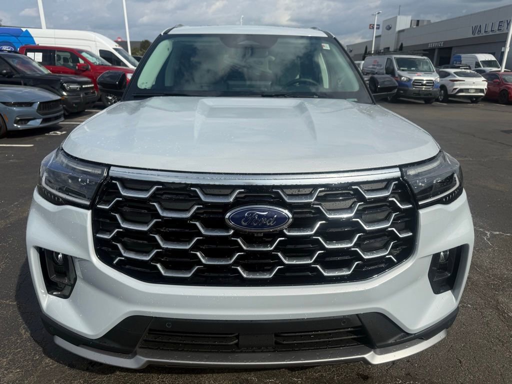 New 2026 Ford Explorer Platinum AWD/4WD image 8