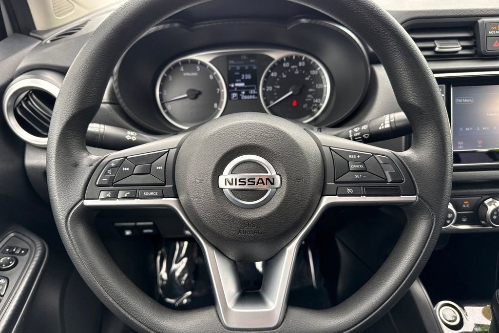 Used 2020 Nissan Versa S FWD image 32