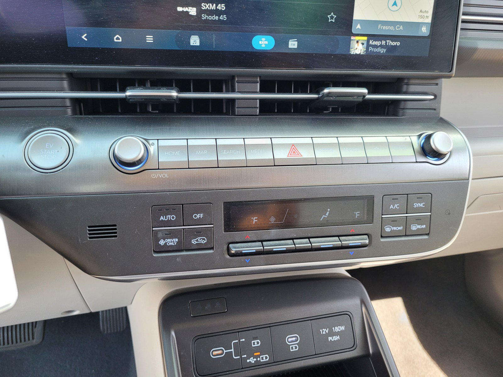 Used 2024 Hyundai Kona SEL FWD image 18