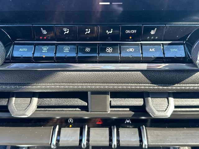 Used 2025 Chevrolet Colorado LT image 31