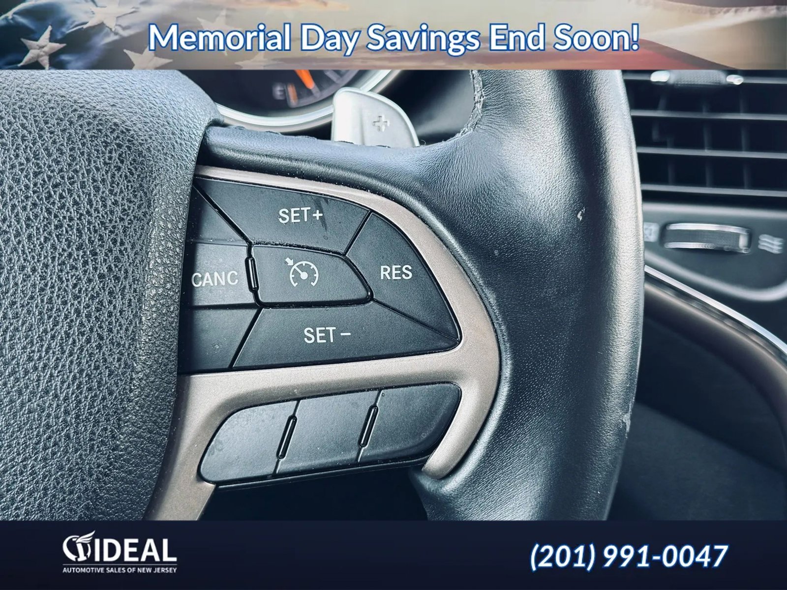 Used 2017 Jeep Grand Cherokee Laredo w/ Quick Order Package 23E AWD/4WD image 13