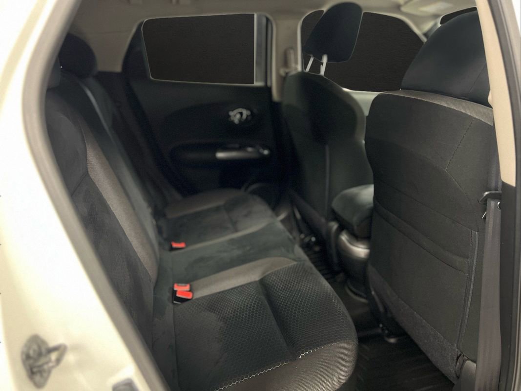 Used 2013 Nissan Juke SV image 24