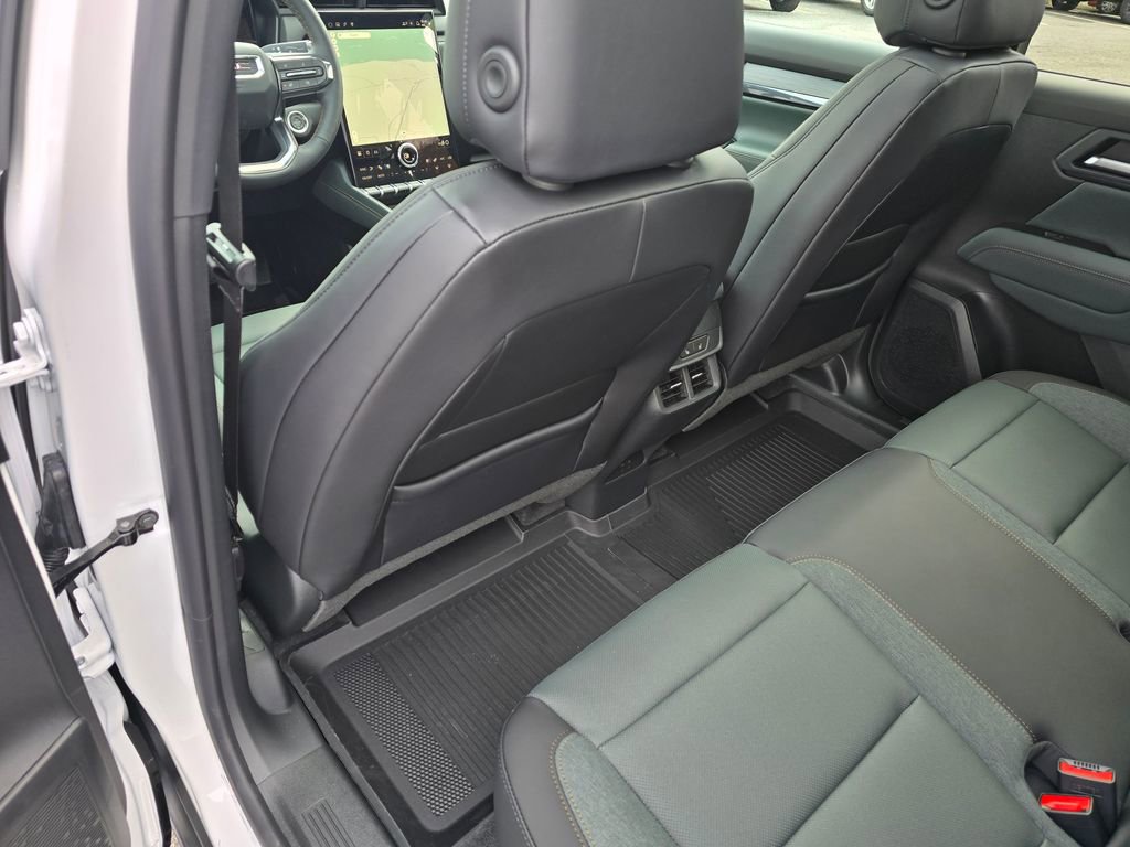 New 2026 GMC Terrain AT4 w/ Convenience Package III image 25