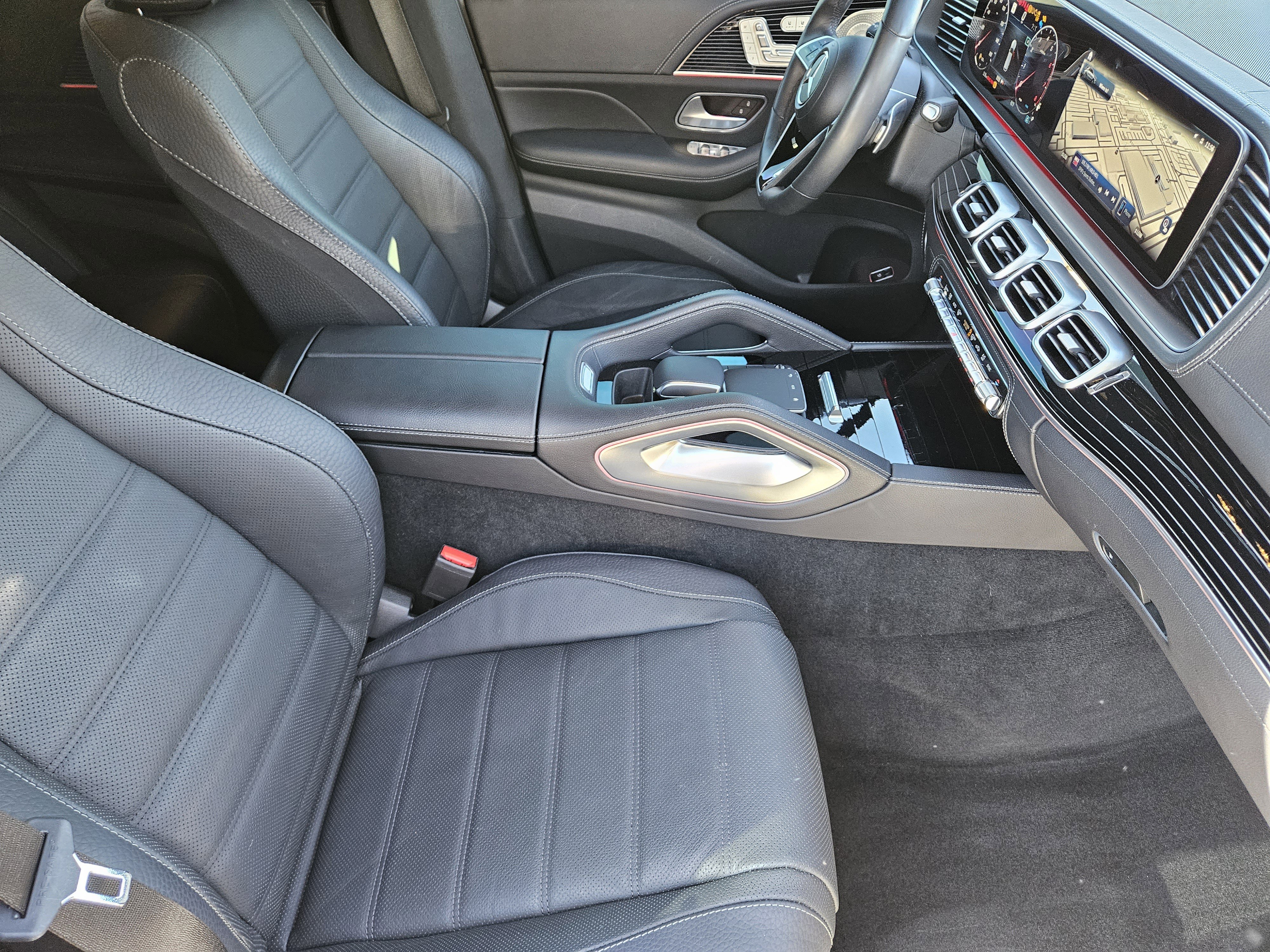 Used 2024 Mercedes-Benz GLE 450 4MATIC image 15