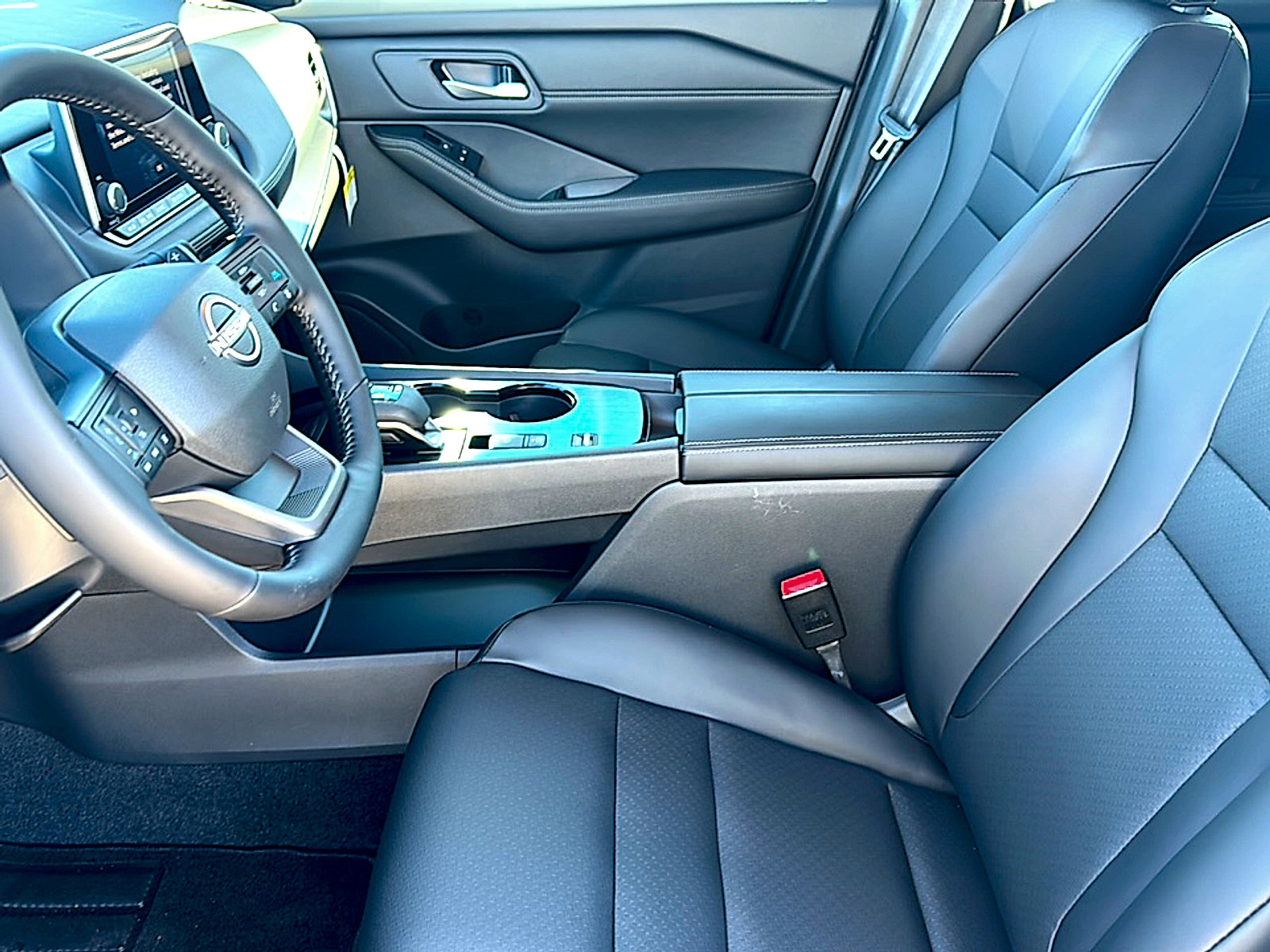 New 2026 Nissan Rogue SV w/ SV Premium Package image 10