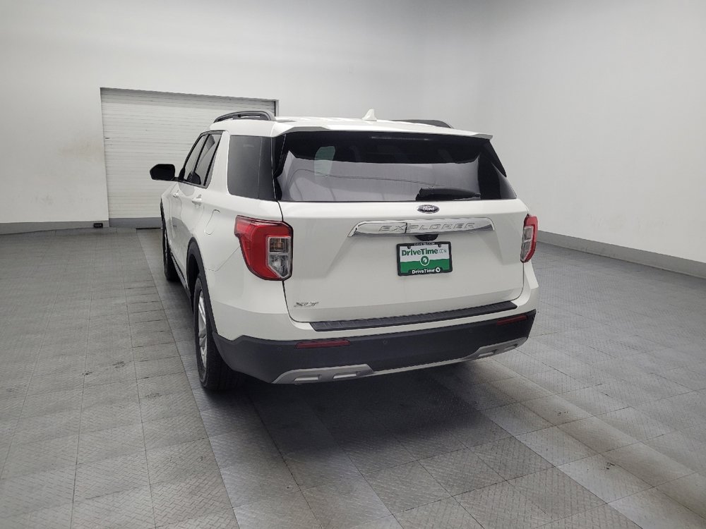 Used 2020 Ford Explorer XLT w/ Equipment Group 202A image 5