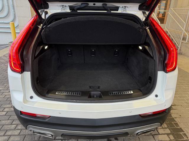Used 2019 Cadillac XT4 Premium Luxury image 13