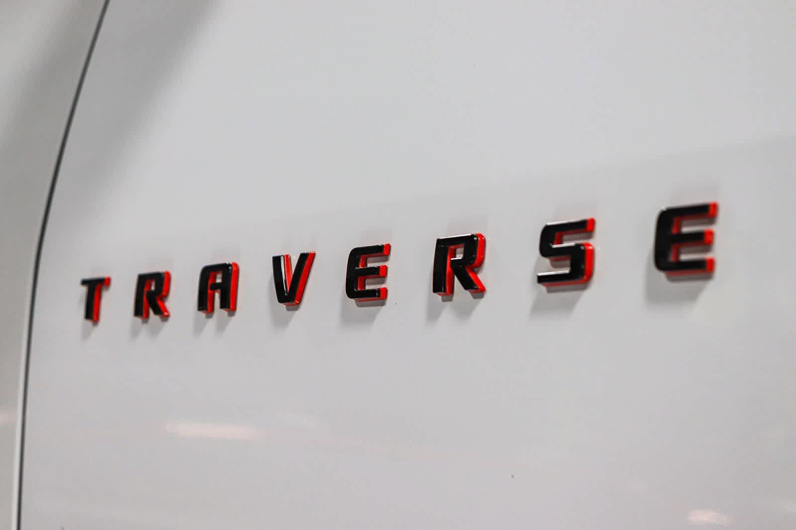 Used 2019 Chevrolet Traverse Premier w/ Redline Edition FWD image 12