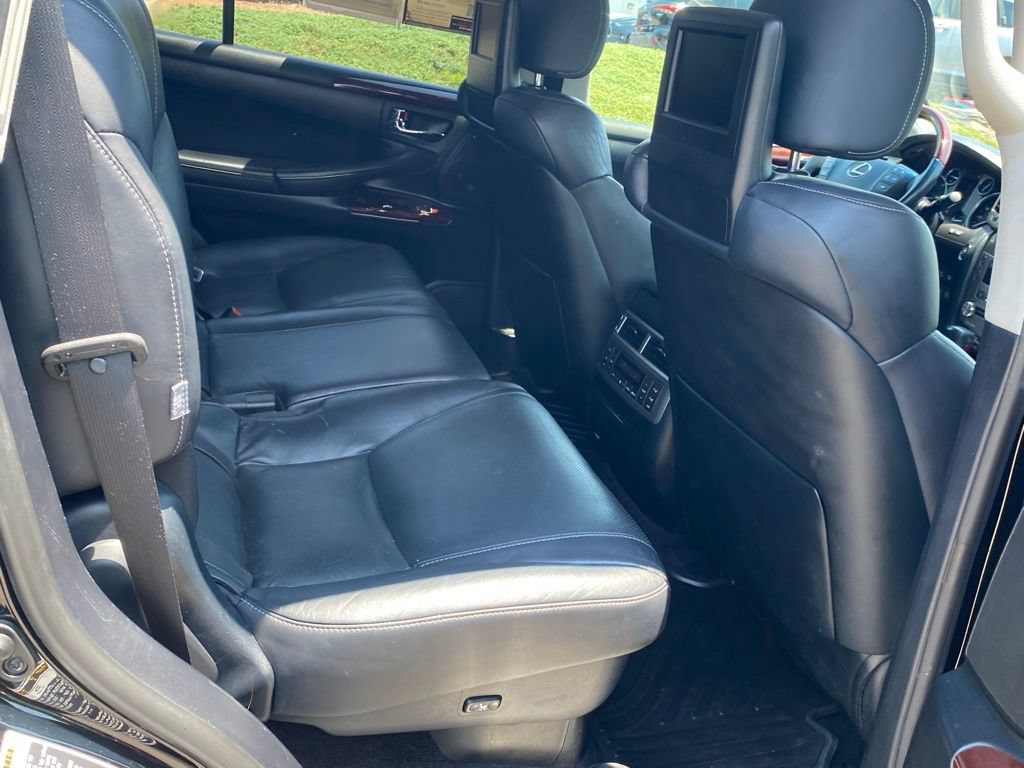 Used 2014 Lexus LX 570 4WD image 15