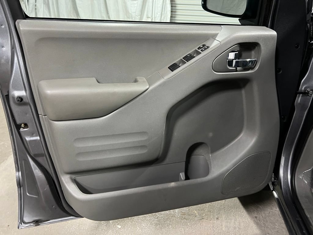 Used 2021 Nissan Frontier SV AWD/4WD image 23