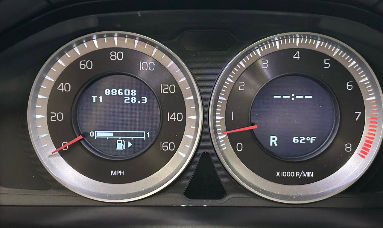 Used 2013 Volvo XC60 T6 AWD/4WD image 14