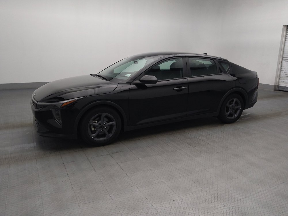 Used 2025 Kia K4 FWD image 2
