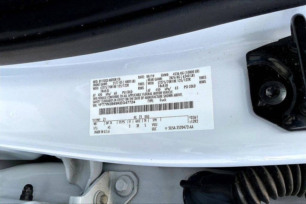 Used 2019 Ford F250 XL w/ STX Appearance Package AWD/4WD image 21