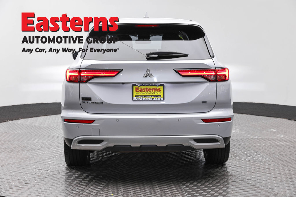 Used 2024 Mitsubishi Outlander SE FWD image 7