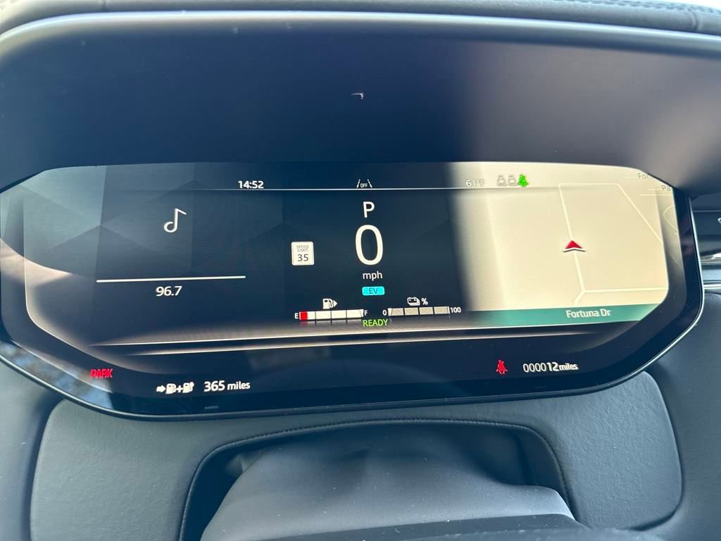 New 2025 Land Rover Range Rover Sport Dynamic SE image 22