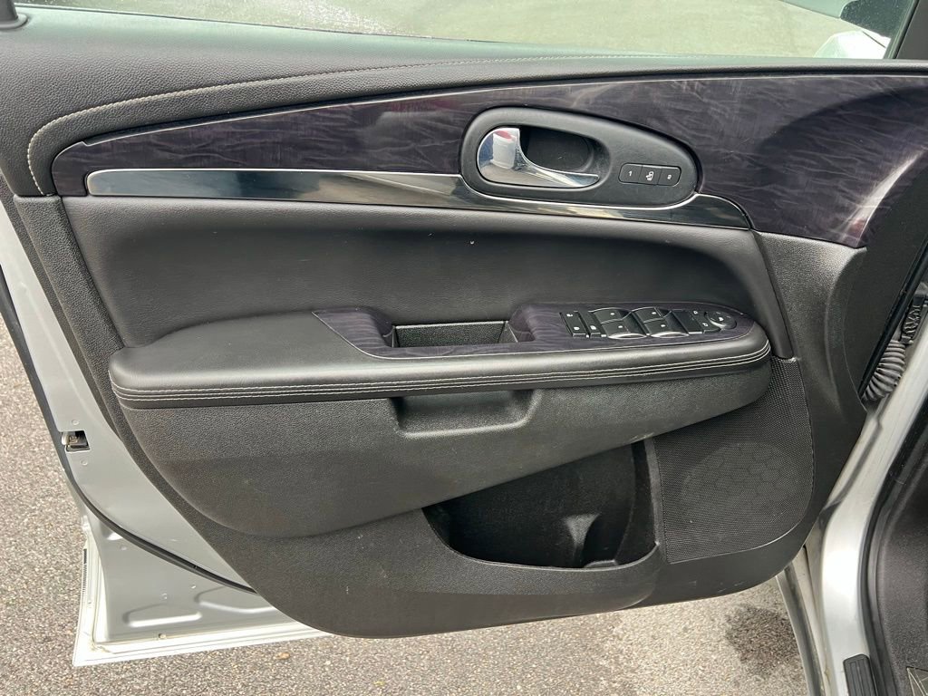 Used 2015 Buick Enclave Leather AWD/4WD image 14