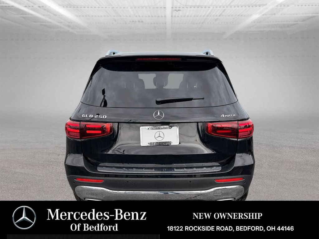 New 2026 Mercedes-Benz GLB 250 4MATIC image 5