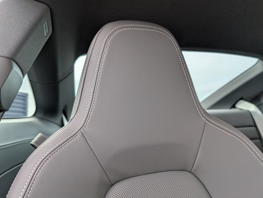 Certified 2024 Porsche 911 Carrera 4 GTS AWD/4WD image 18