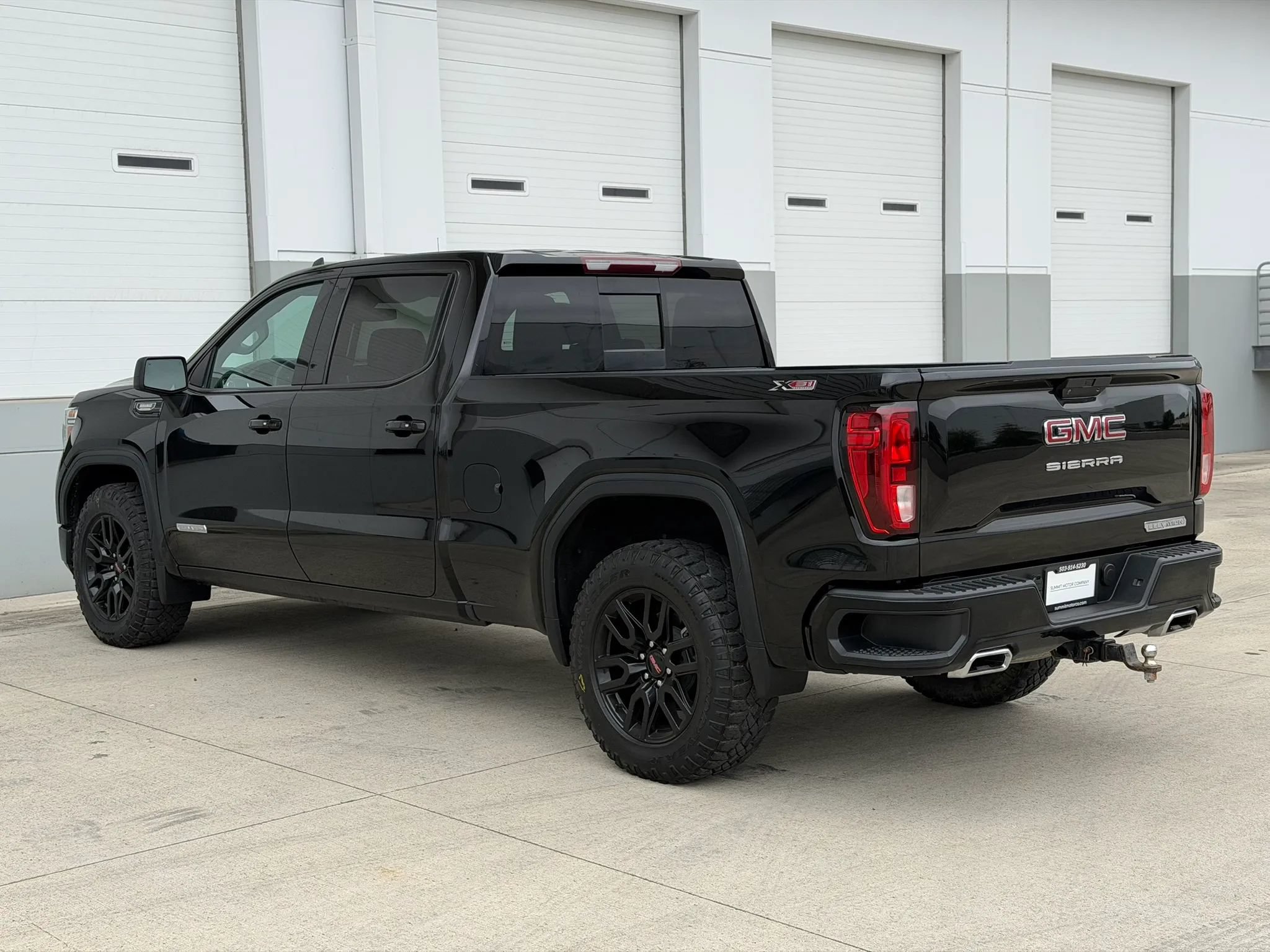 Used 2020 GMC Sierra 1500 Elevation w/ Elevation Value Package AWD/4WD image 4