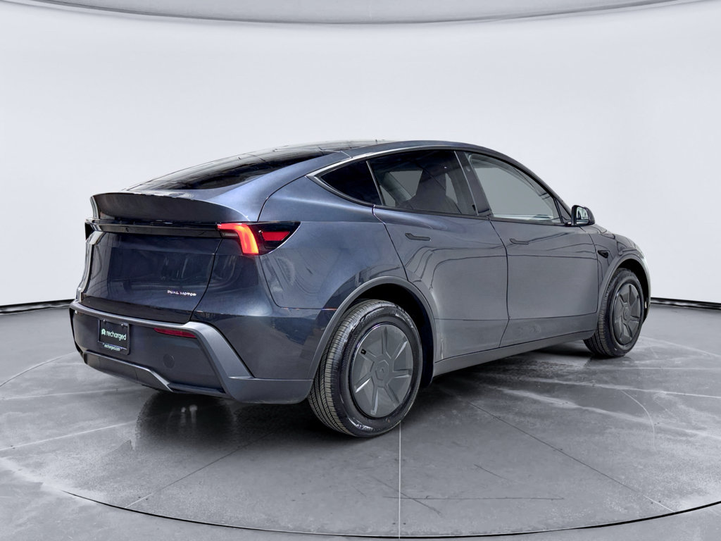 Used 2026 Tesla Model Y Long Range AWD/4WD image 3