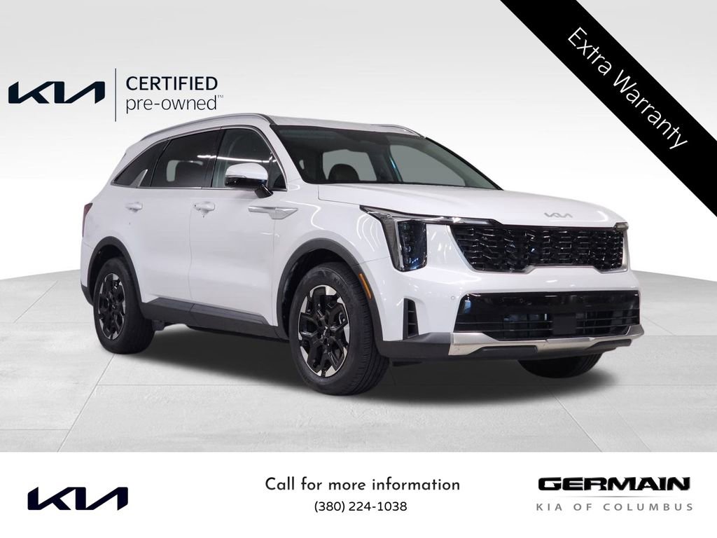 Used 2025 Kia Sorento S image 4