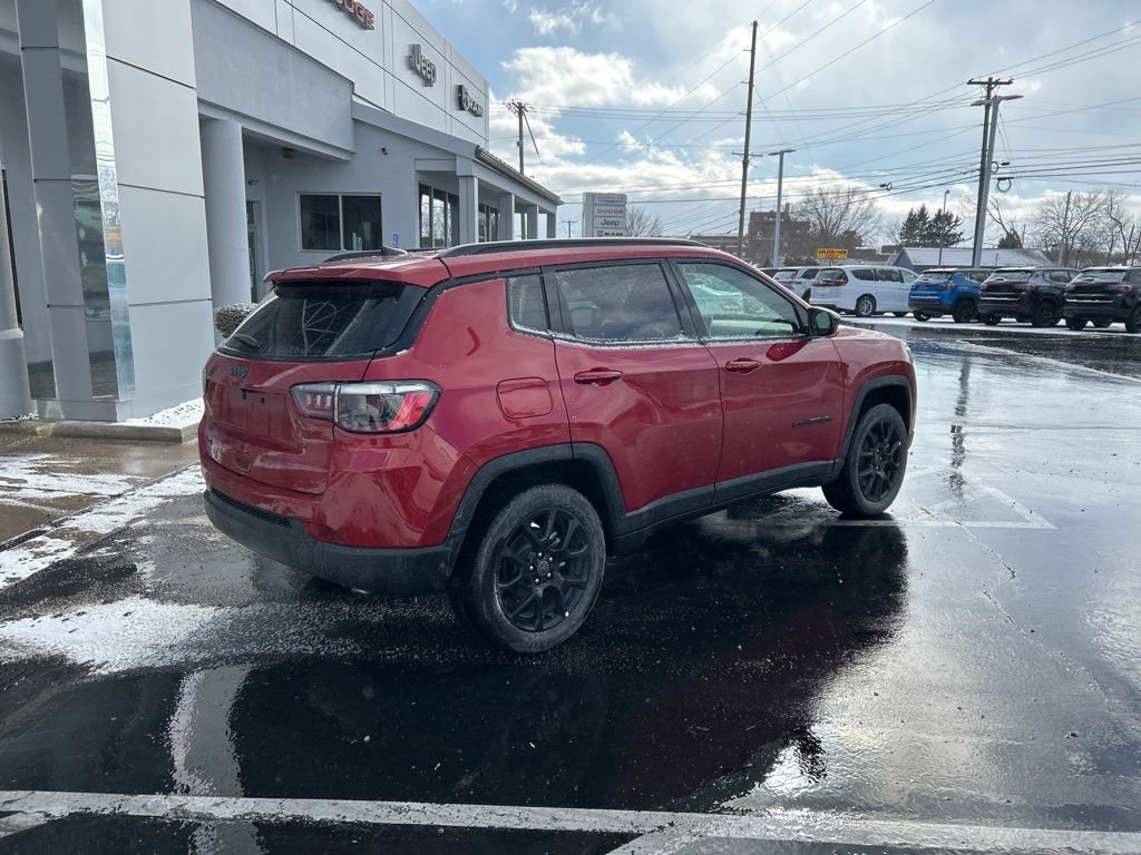 New 2026 Jeep Compass Latitude image 2