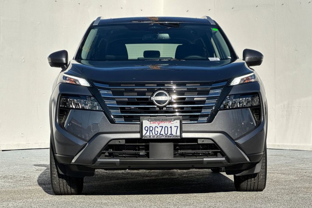 Certified 2025 Nissan Rogue SL w/ SL Premium Package image 9