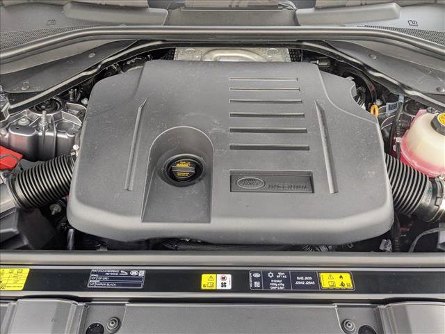 New 2026 Land Rover Range Rover SE image 18