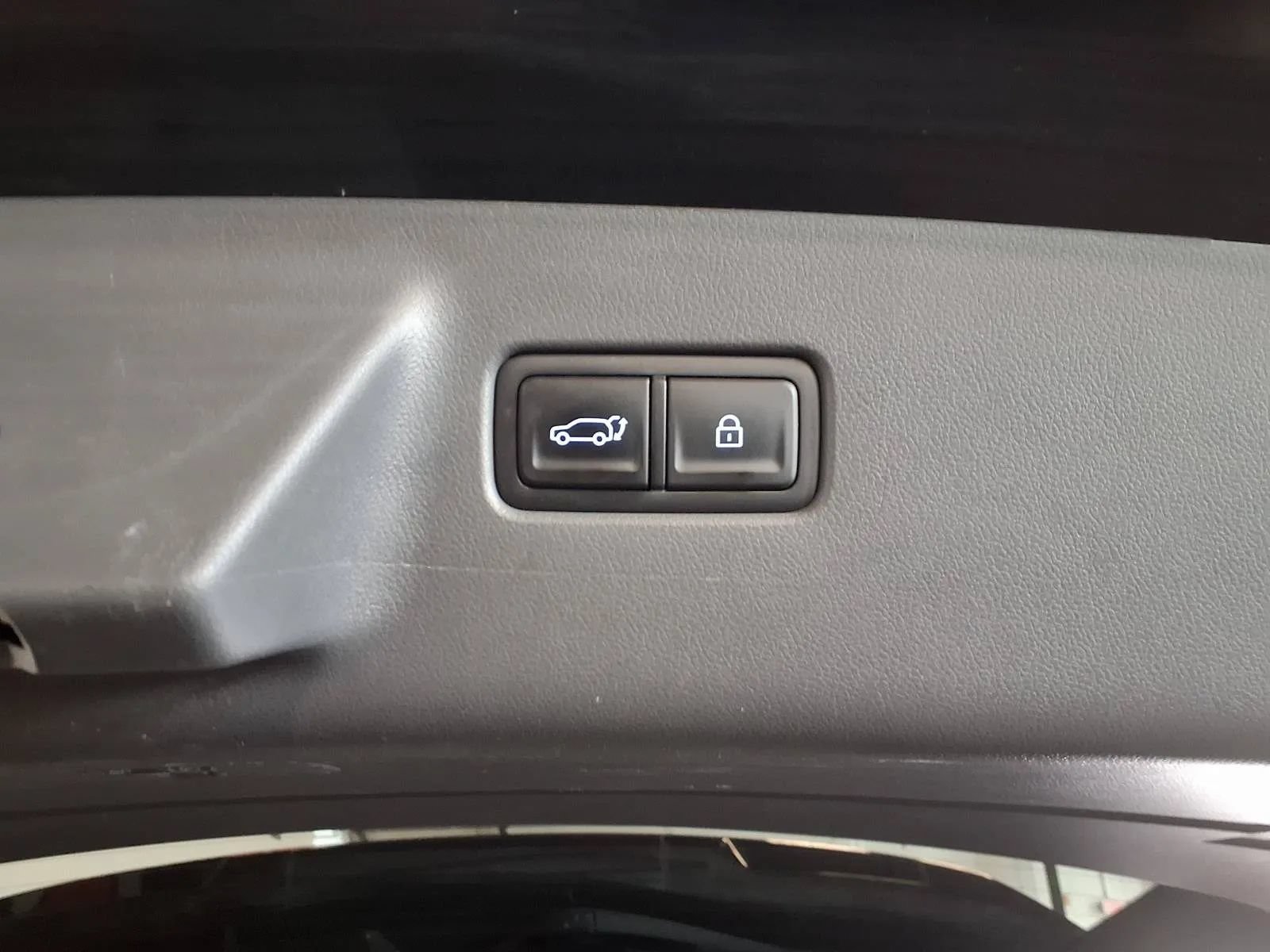 Used 2024 Hyundai Santa Fe Limited AWD/4WD image 8