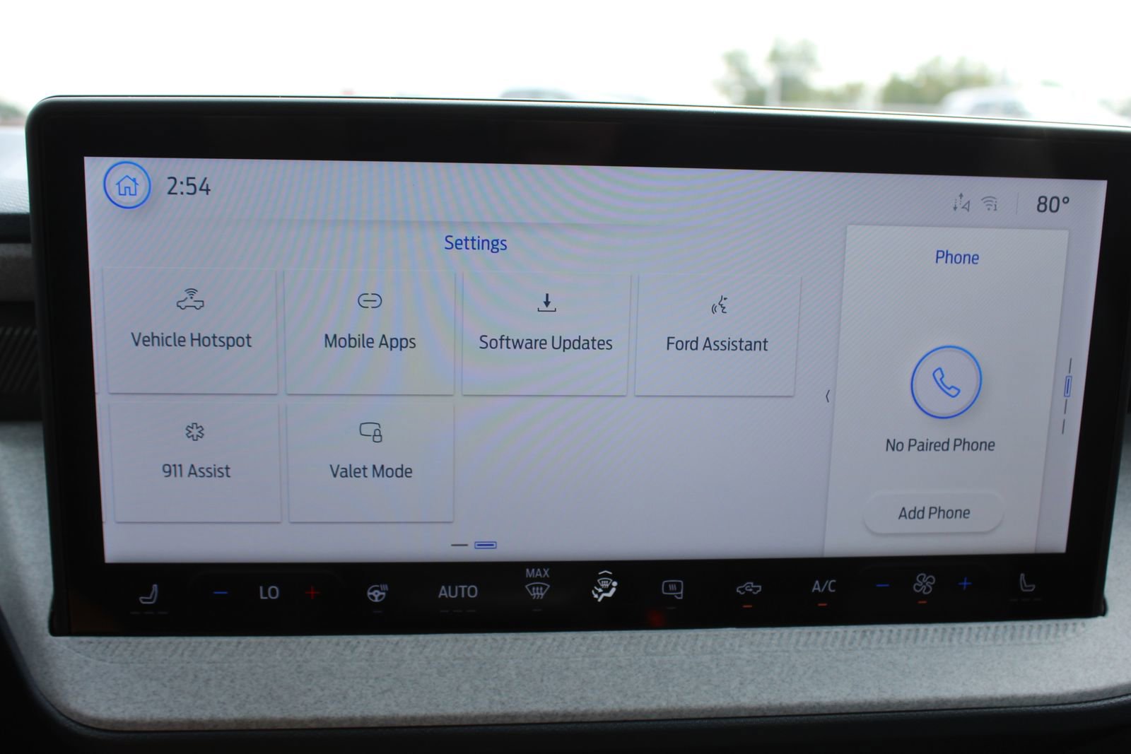 New 2025 Ford Maverick XLT w/ XLT Luxury Package FWD image 29